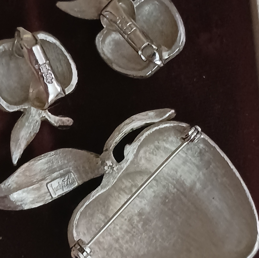 Judy Lee Vintage Silver Apple Set - Picture 7 of 10